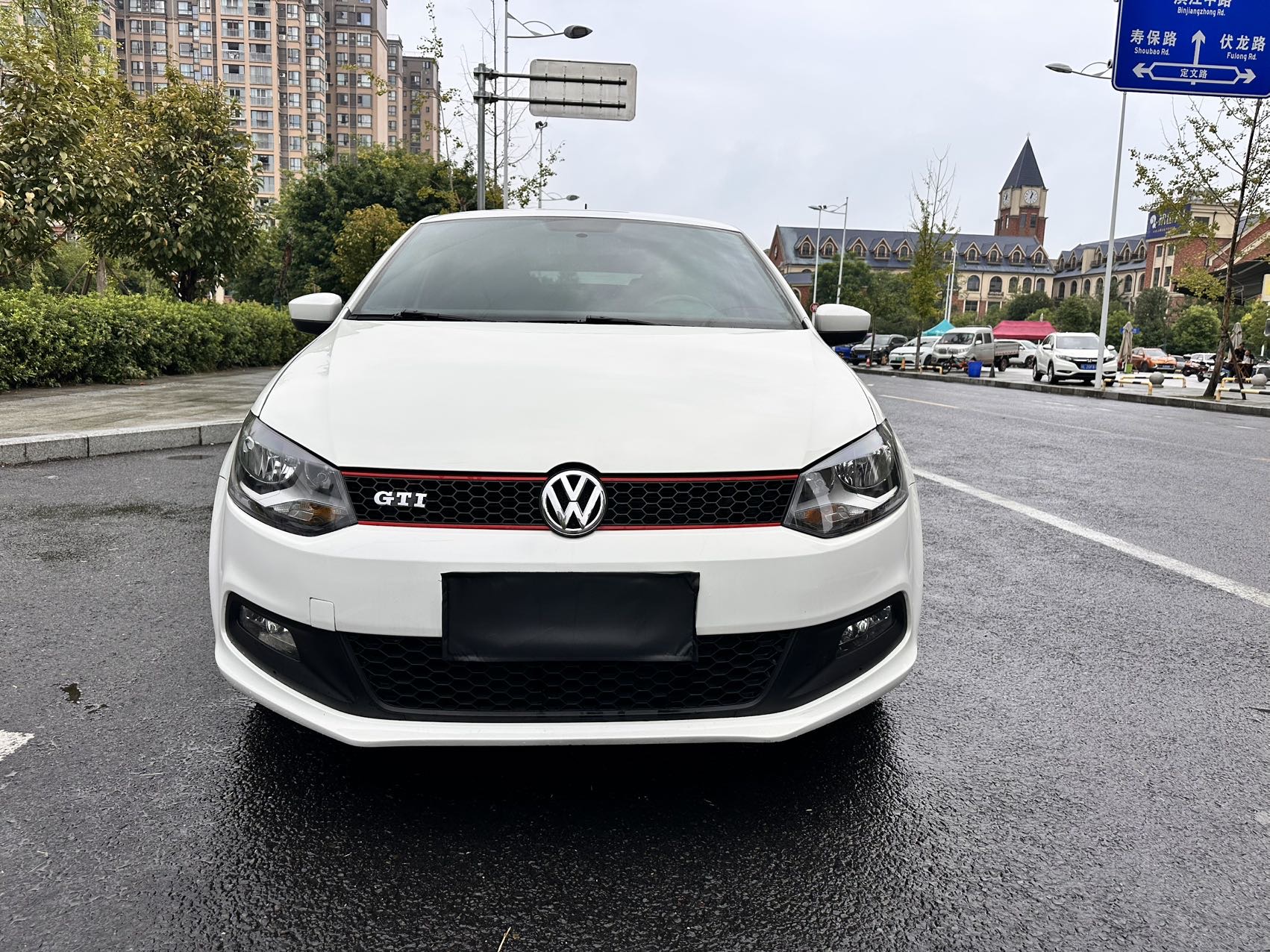 Volkswagen Polo 2016 Volkswagen Polo 2016 car image