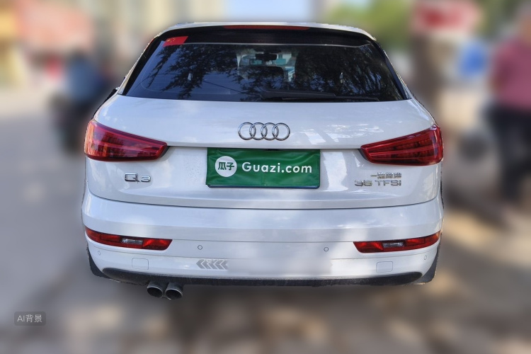 Audi Q3 2017 car image #6
