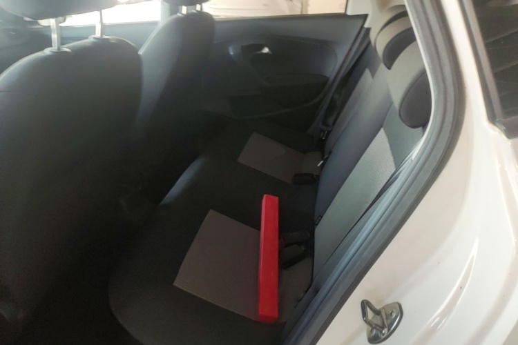 Volkswagen Polo 2019 #17 Volkswagen Polo 2019 car image #17