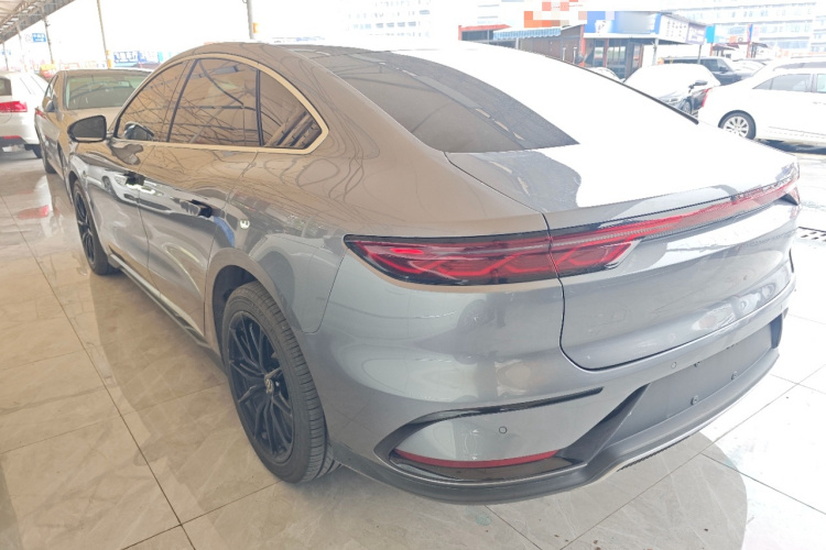BYD Han 2023 car image #5