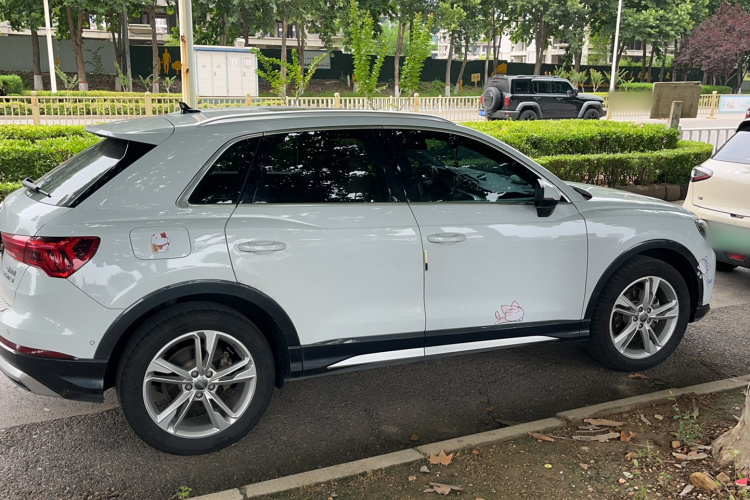 Audi Q3 2021 #6 Audi Q3 2021 car image #6