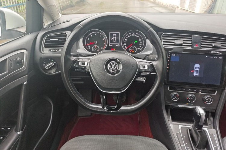 Volkswagen Golf 2018 #11 Volkswagen Golf 2018 car image #11