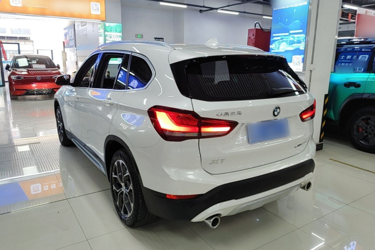 BMW X1 2019 #5 BMW X1 2019 car image #5