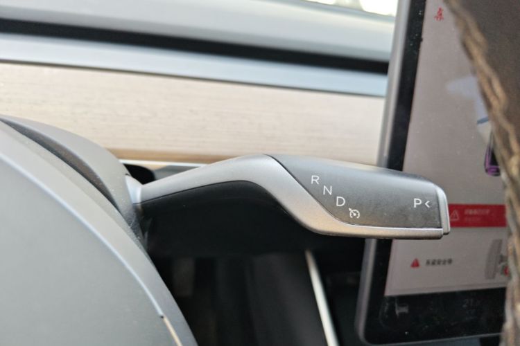 Tesla Model 3 2020 #14 Tesla Model 3 2020 car image #14