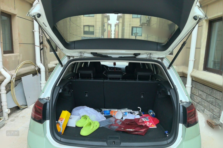 Volkswagen Golf 2018 car image #21