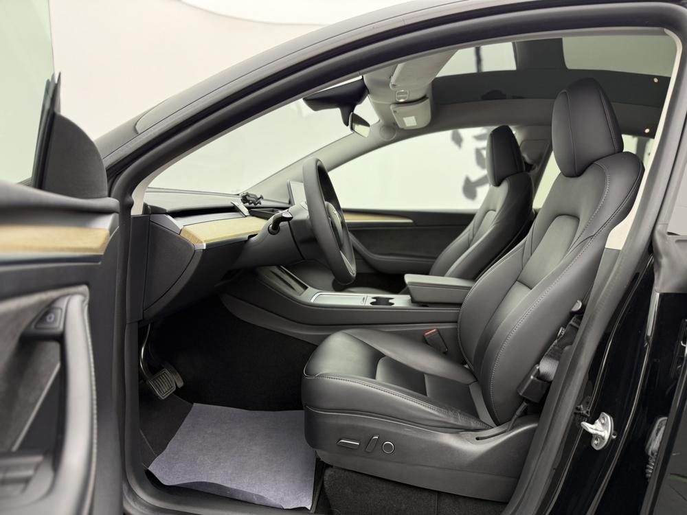 Tesla Model Y 2023 #10 Tesla Model Y 2023 immagine di auto #10
