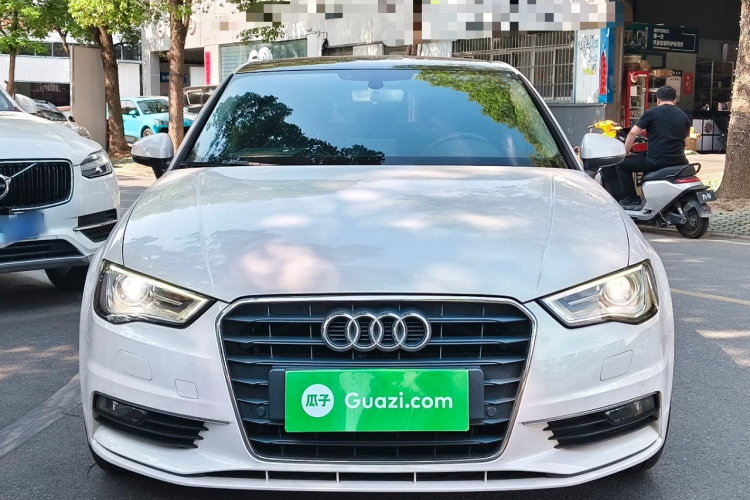 Audi A3 2017 car image #3