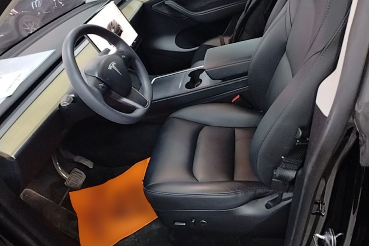 Tesla Model Y 2023 #15 Tesla Model Y 2023 car image #15