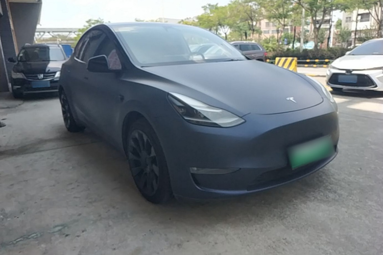 Tesla Model Y 2021 #4 Tesla Model Y 2021 car image #4