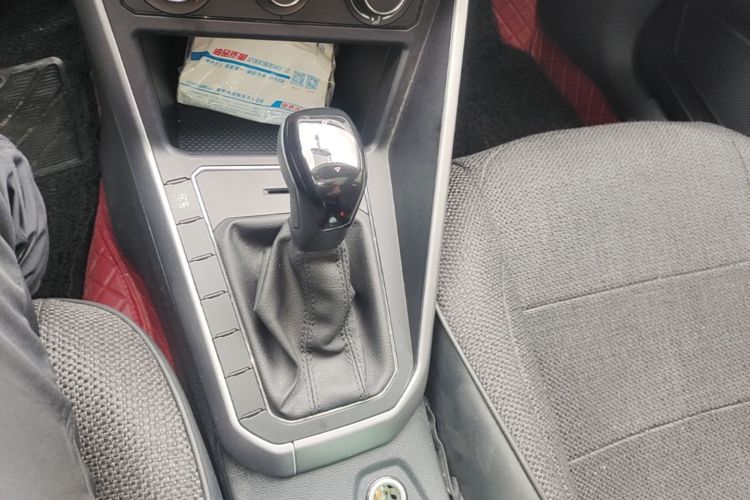 Volkswagen Polo 2020 car image #14