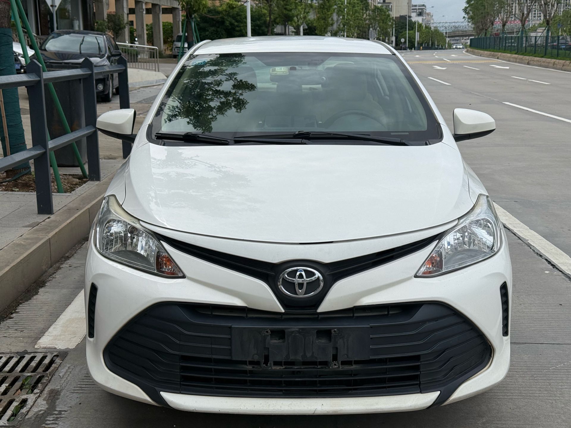 Toyota Vios 2018 car image #2