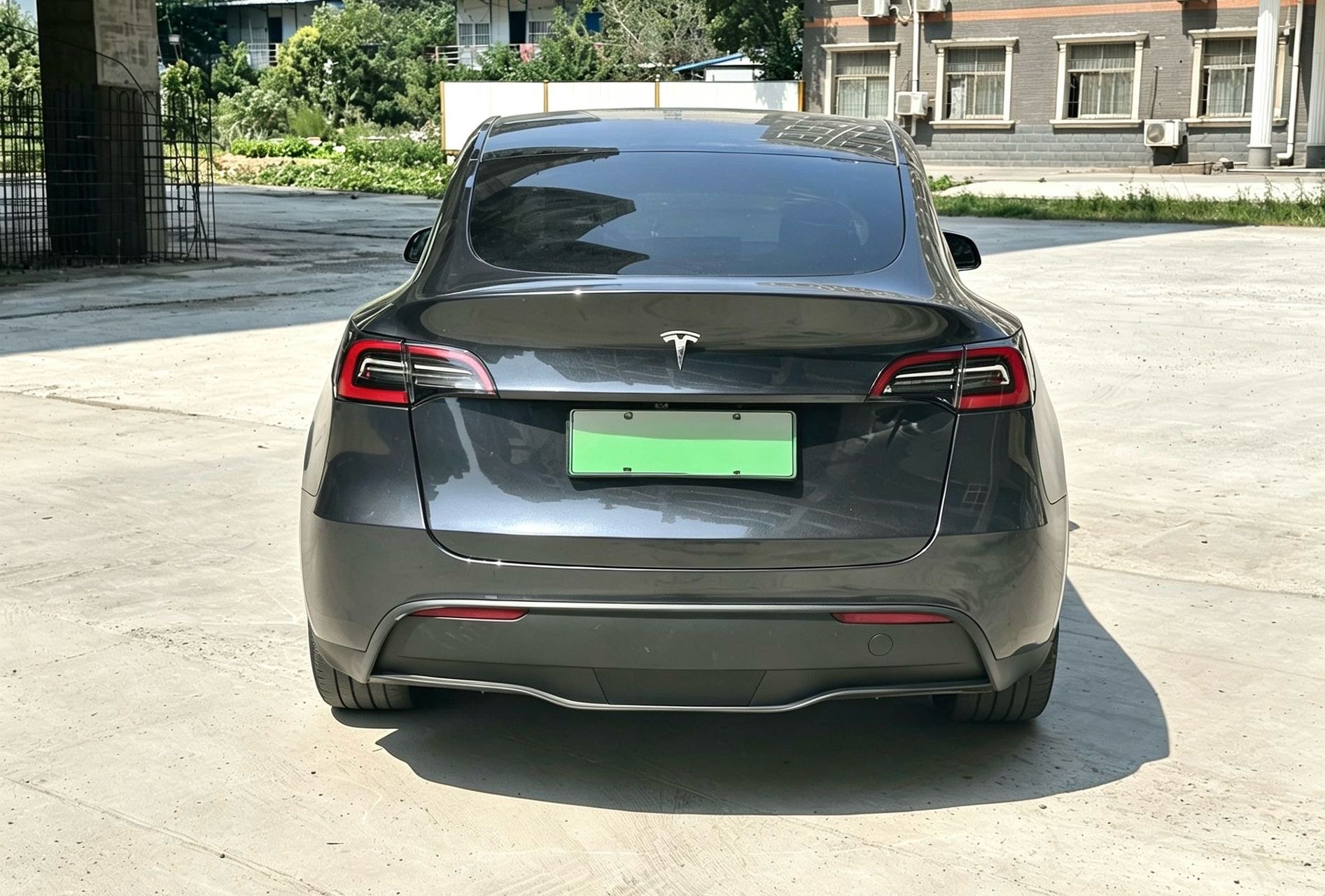 Tesla Model Y 2024 #8 Tesla Model Y 2024 image de voiture #8