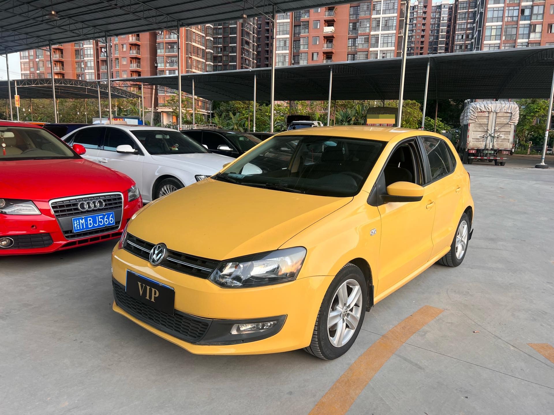 Volkswagen Polo 2011 Volkswagen Polo 2011 car image