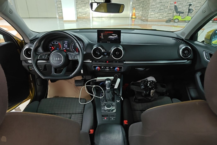 Audi A3 2017 car image #10