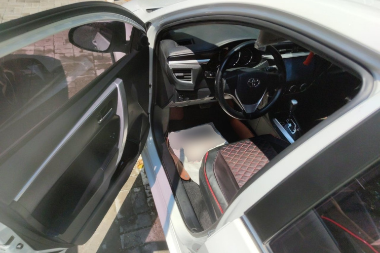 Toyota Corolla 2018 #9 Toyota Corolla 2018 car image #9