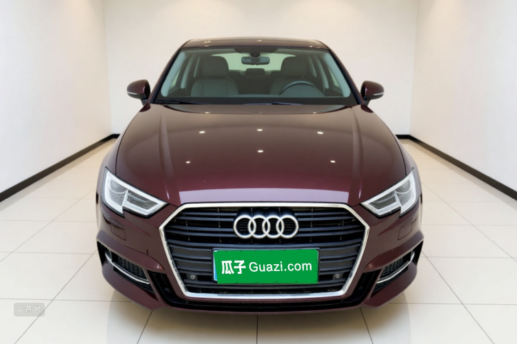 Audi A3 2019 immagine di auto #3