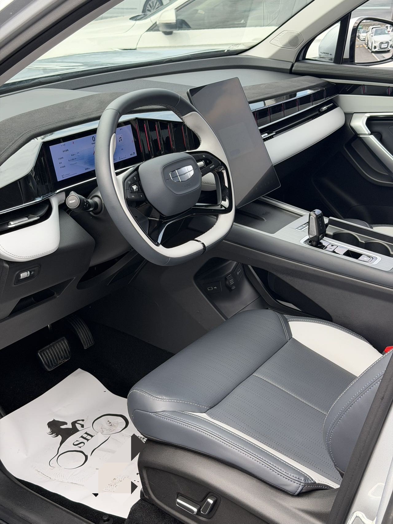 GEELY Boyue L 2024 #4 GEELY Boyue L 2024 صورة سيارة #4