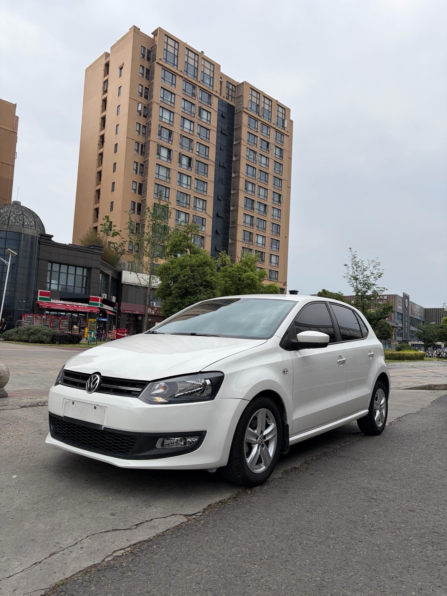 2012 2012 car image