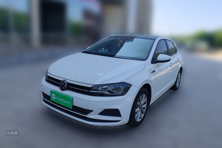 Volkswagen Polo 2022 car image #2