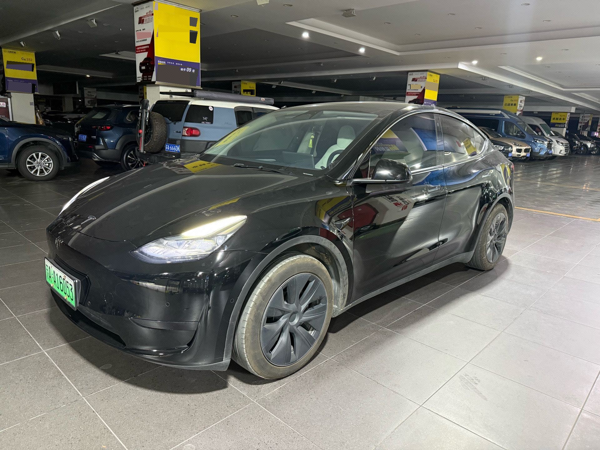 特斯拉 Model Y 2023 汽车图片 