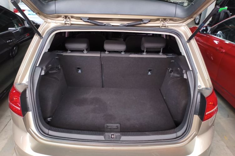 Volkswagen Golf 2016 car image #19