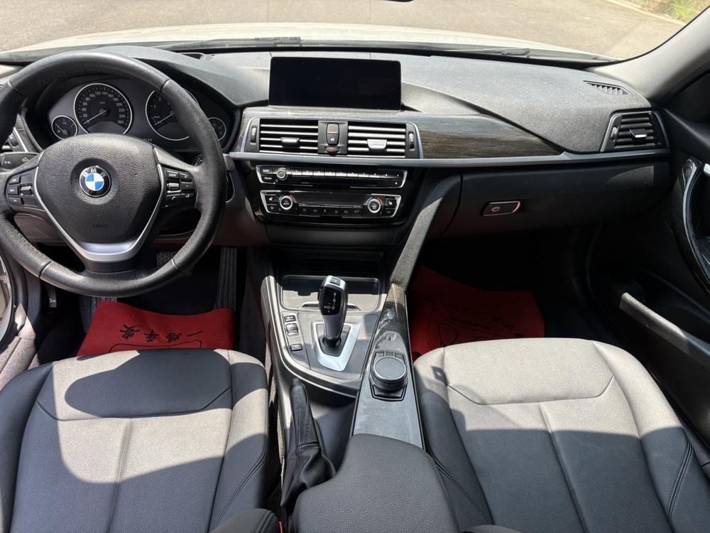 BMW 3 Series 2017 #7 BMW 3 Series 2017 car image #7