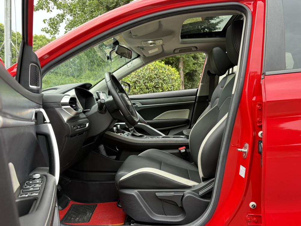 GEELY Coolray 2020 #22 GEELY Coolray 2020 car image #22