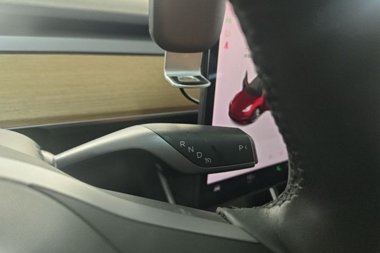 Tesla Model 3 2020 #14 Tesla Model 3 2020 car image #14