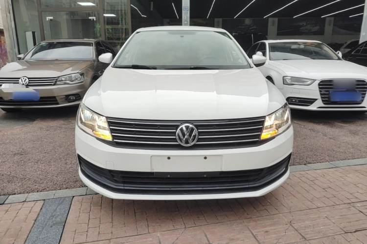 Volkswagen Lavida 2016 car image #3