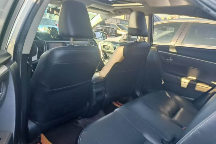 Toyota Corolla 2018 car image #9