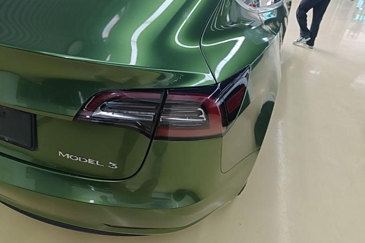 Tesla Model 3 2020 car image #8
