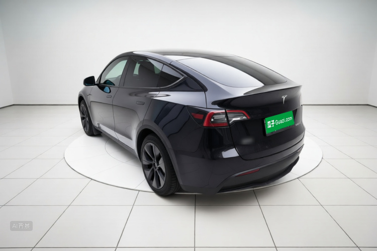 Tesla Model Y 2024 #5 Tesla Model Y 2024 car image #5