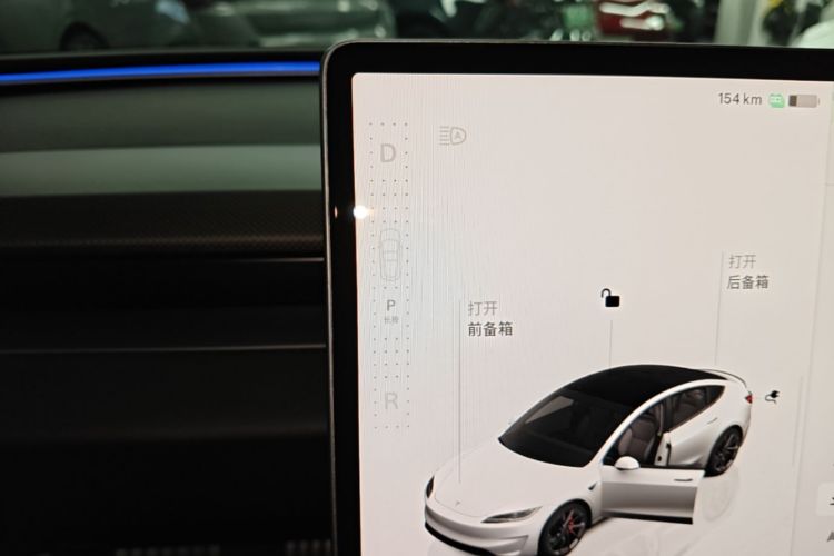 Tesla Model 3 2024 #16 Tesla Model 3 2024 car image #16