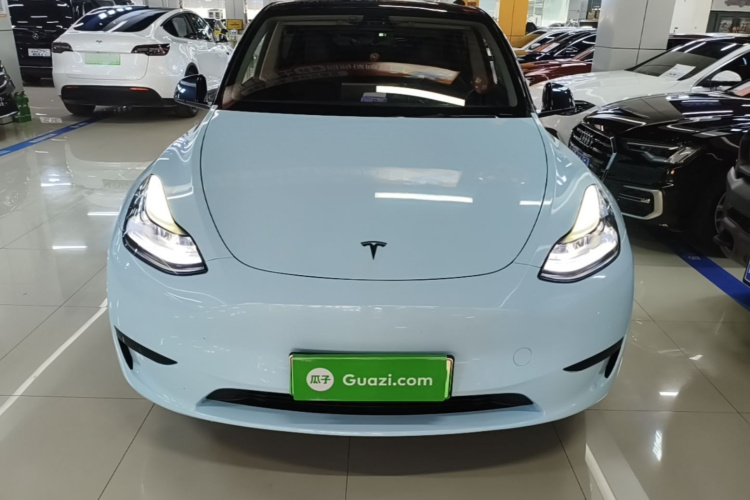 Tesla Model Y 2023 #3 Tesla Model Y 2023 immagine di auto #3