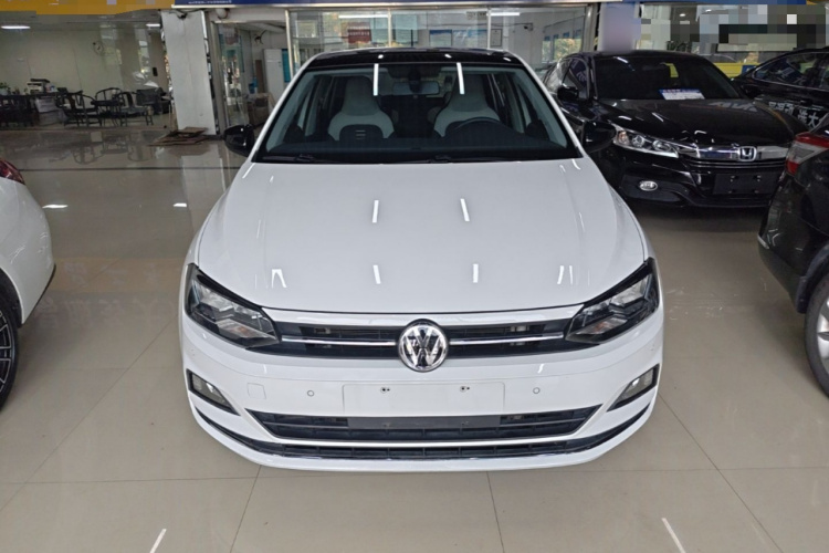 Volkswagen Polo 2020 immagine di auto #3