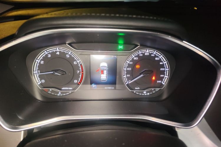 GEELY Coolray 2022 #12 GEELY Coolray 2022 car image #12