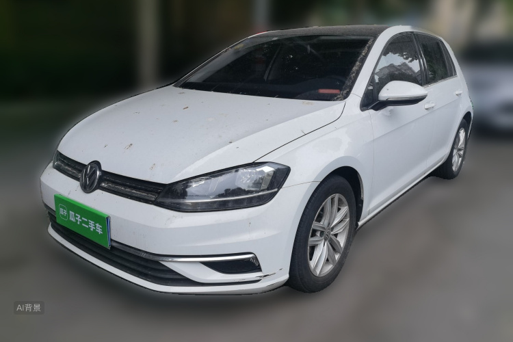 Volkswagen Golf 2018 car image #2