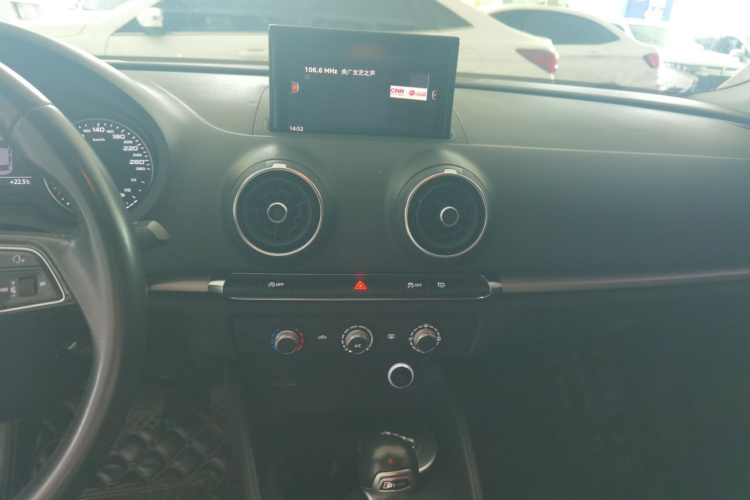 Audi A3 2017 #14 Audi A3 2017 car image #14