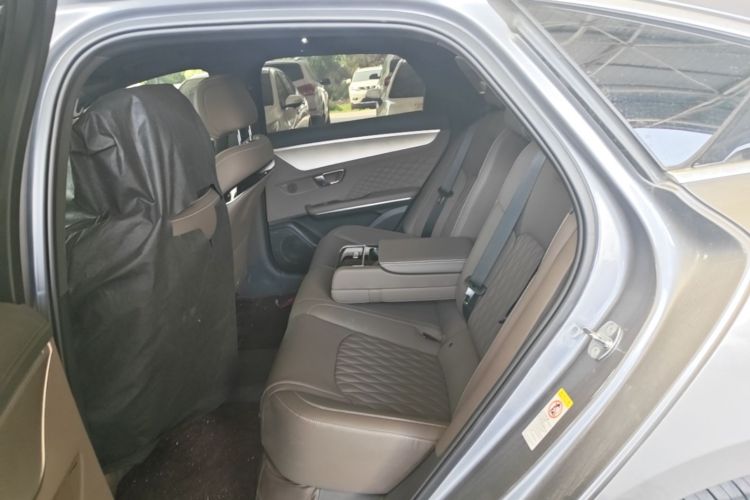 BYD Han 2023 car image #17