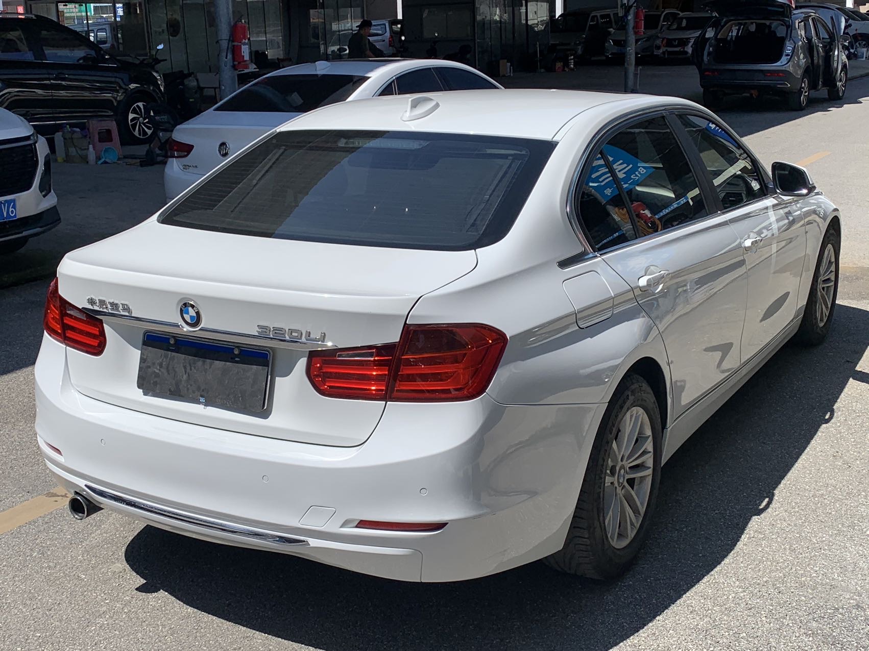 BMW 3 Series 2014 #6 BMW 3 Series 2014 car image #6