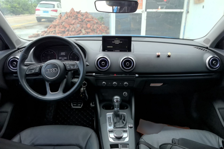 Audi A3 2018 #11 Audi A3 2018 изображение автомобиля #11