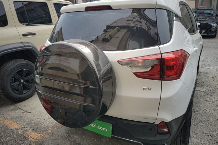BYD Yuan New Energy 2019 #6 BYD Yuan New Energy 2019 immagine di auto #6