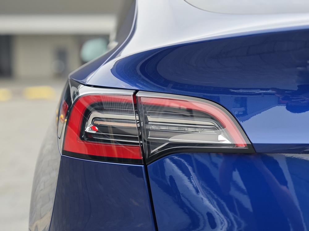 Tesla Model Y 2021 #9 Tesla Model Y 2021 car image #9