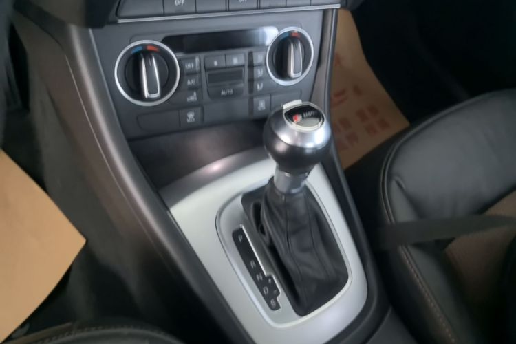 Audi Q3 2017 immagine di auto #14