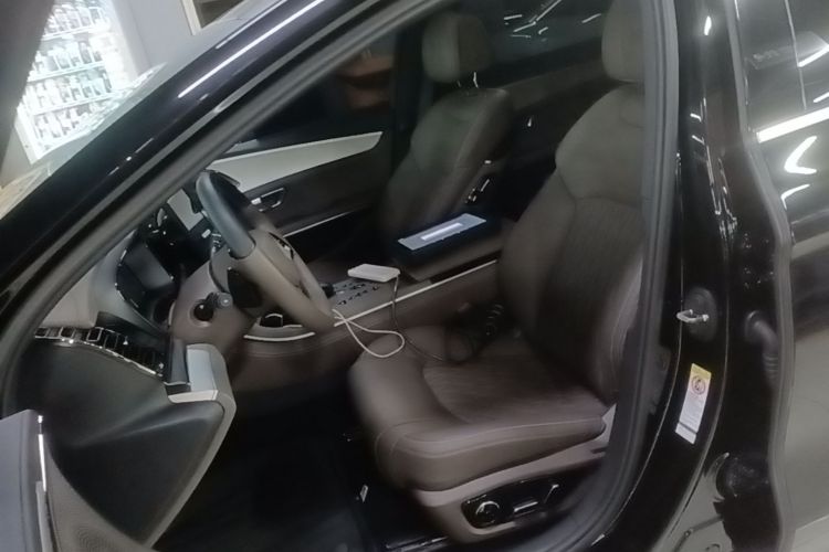 BYD Han 2025 #19 BYD Han 2025 изображение автомобиля #19