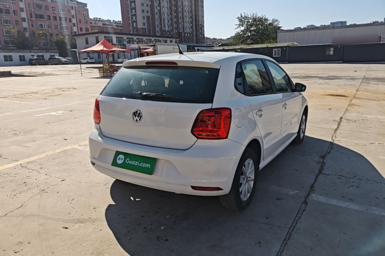 Volkswagen Polo 2017 car image #7