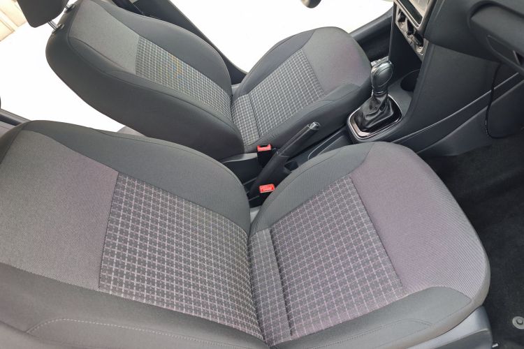 Volkswagen Polo 2017 #18 Volkswagen Polo 2017 car image #18