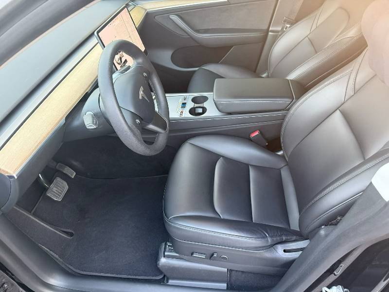 Tesla Model Y 2021 #4 Tesla Model Y 2021 car image #4