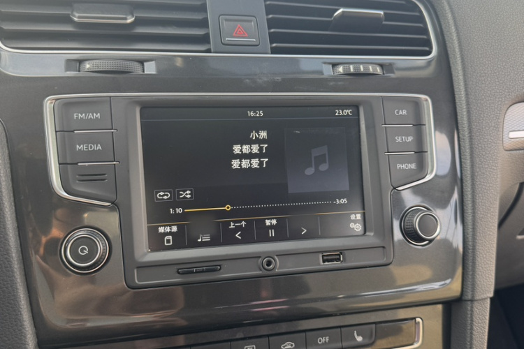 Volkswagen Golf 2017 imagen de coche #16