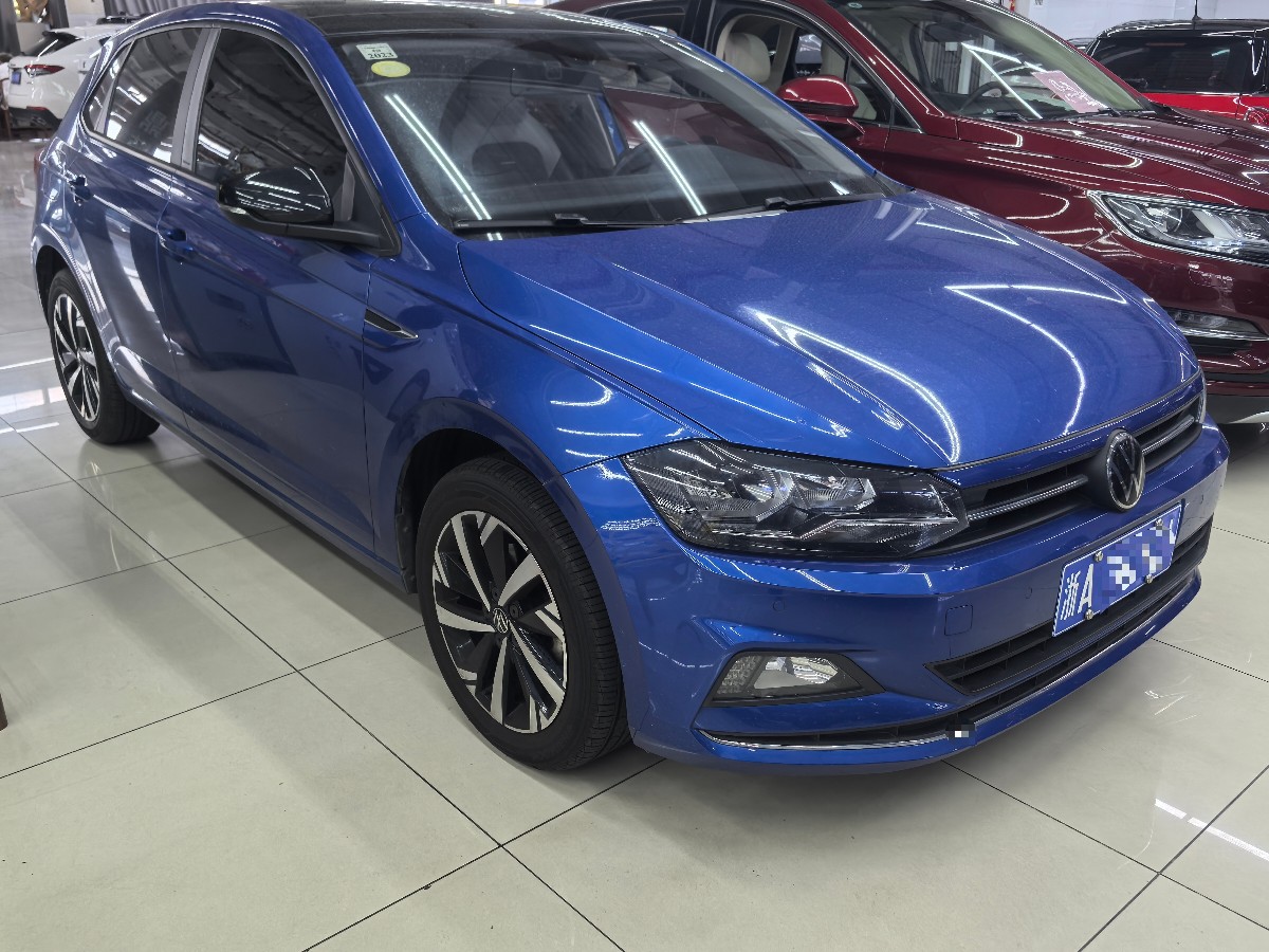 Volkswagen Polo 2021 car image #3